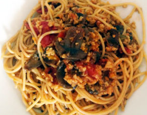 fungocesena_ricetta_Spaghetti-al-ragù-di-seitan-e-funghi
